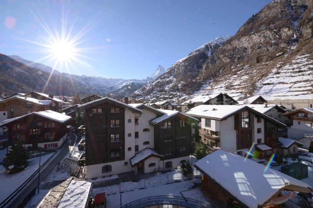 Alpenhotel Fleurs De Zermatt Exterior photo